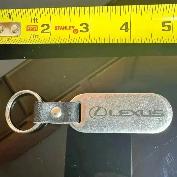 Lexus Keychain *RARE* - Picture 1 of 1
